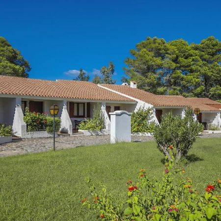 Hotel Nicolaus Club Li Cucutti Agrustos Esterno foto