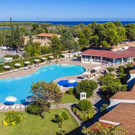Hotel Nicolaus Club Li Cucutti Agrustos Esterno foto