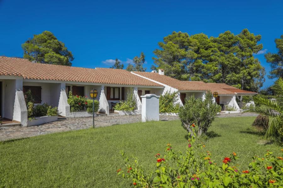Hotel Nicolaus Club Li Cucutti Agrustos Esterno foto